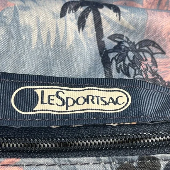 LeSportsac Disney Mickey Paradise Mini Backpack & Pouch Japan Exclusive - Picture 6 of 11